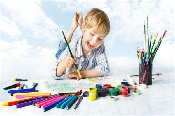 风车少儿美术教育